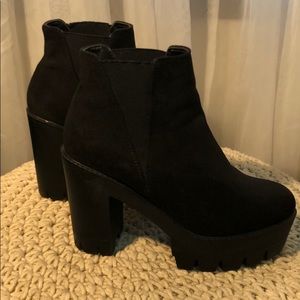 Black Forever 21 Booties